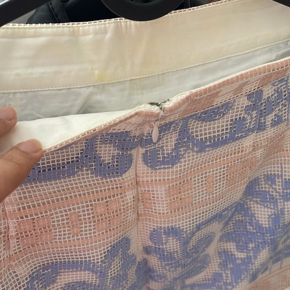 $473🏷️ Alexis | ENZEL Mini Skirt Mediterranean White/Blue Embroidery Size S - Picture 10 of 12